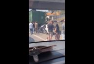 Policial civil morre após viatura bater em caminhão no Rio