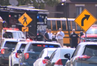 Jovem atira e mata estudante em banheiro de escola nos EUA