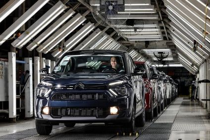 Produção do Citroën Basalt em Porto Real (RJ)