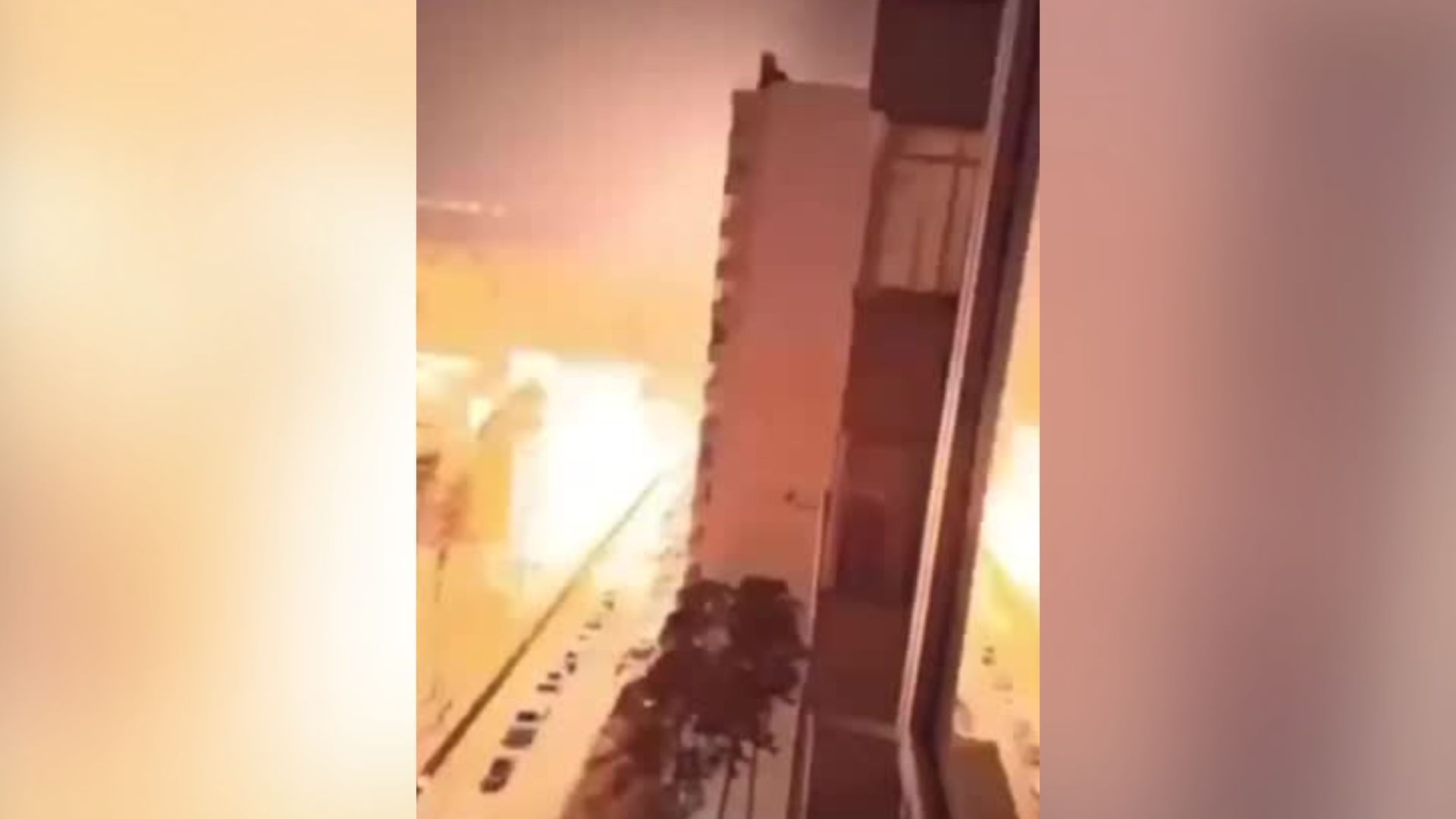 Apartamento sendo atingido por drone em Ramenskoye, na região russa de Moscou, após ataques aéreos em 10 de setembro de 2024