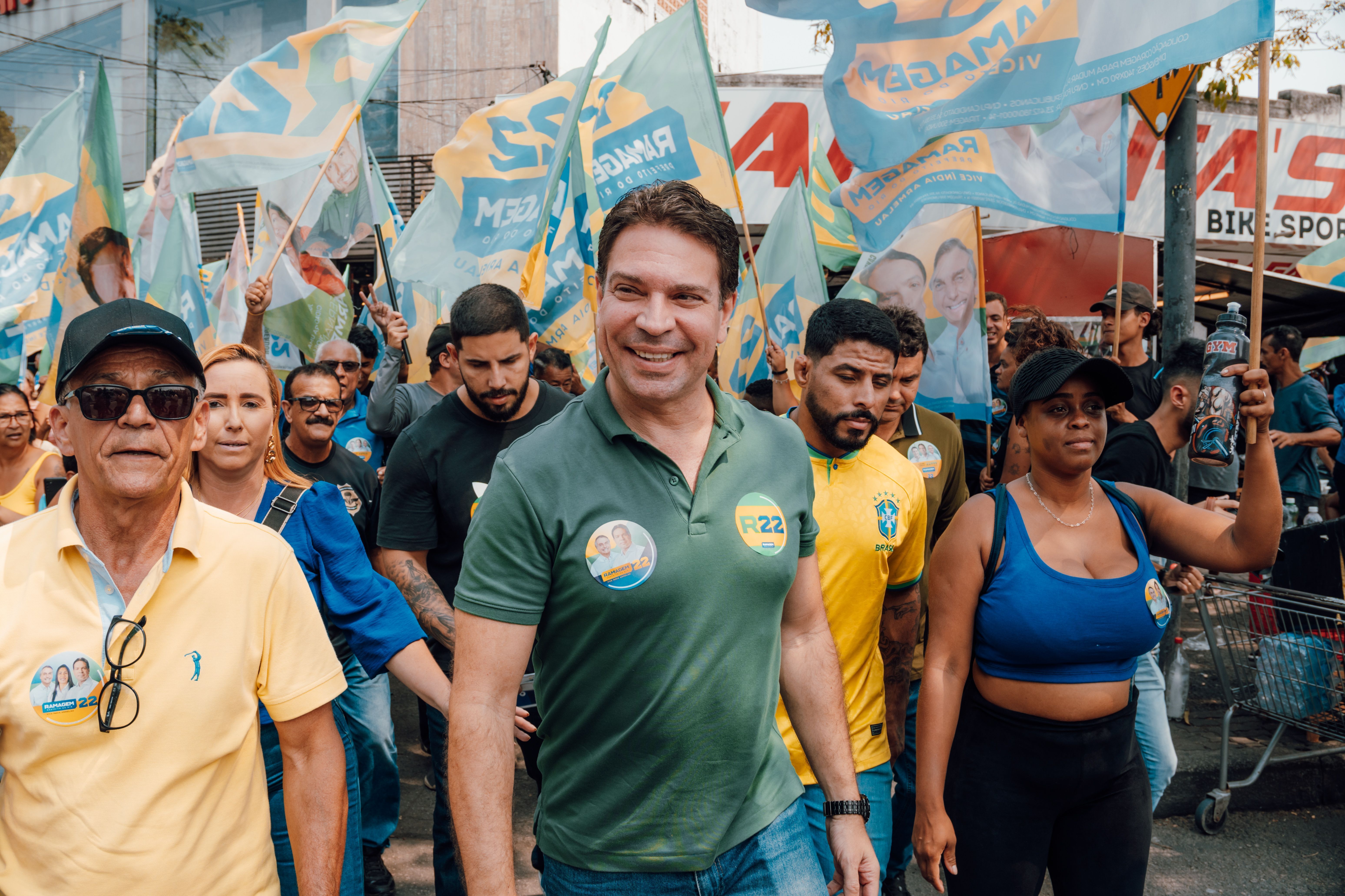 Alexandre Ramagem em campanha no Rio de Janeiro • Divulgação