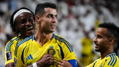 Cristiano Ronaldo após marcar gol 905