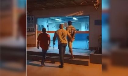 preso esfaqueamento turista