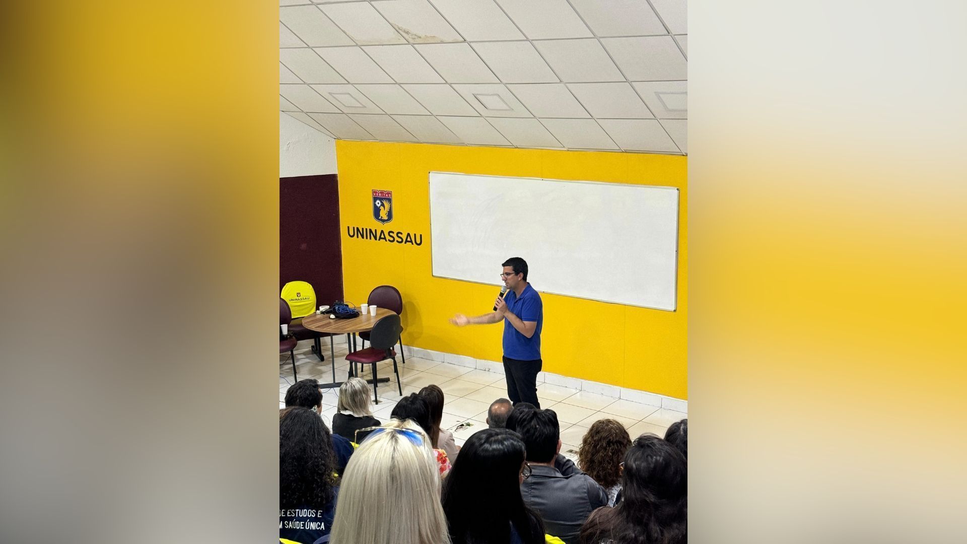 Marcelo Queiroz em campanha no Rio de Janeiro • Divulgação