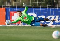 Seleção Brasileira treina para jogo contra Equador, em Curitiba