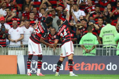 Flamengo vence o Bahia e garante vaga na semifinal da Copa do Brasil