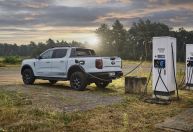 Nova Ford Ranger híbrida plug-in percorre 45 km sem gastar combustível