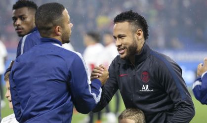 Memphis, do Corinthians, envia mensagem emocionante a Neymar; veja