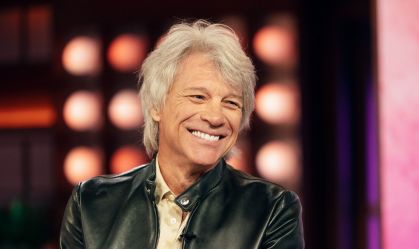 Bon Jovi convence mulher a desistir de pular de ponte nos EUA; veja vídeo