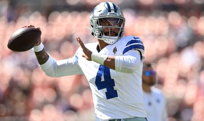 Dak Prescott, do Dallas Cowboys, se torna o atleta mais bem pago na história da NFL