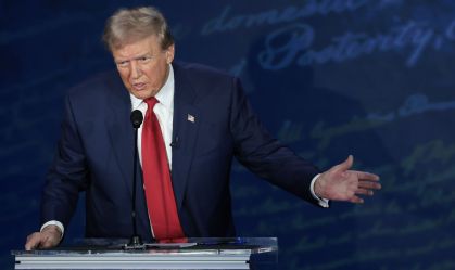 Análise: Trump radicaliza discurso, mas corrida pela Casa Branca segue aberta