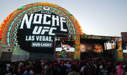 Conheça a Sphere, arena que vai receber o UFC 306