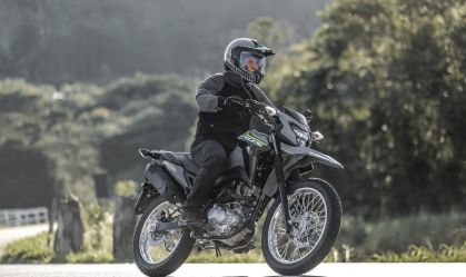 Mais da metade dos donos de moto no Brasil não têm CNH na categoria
