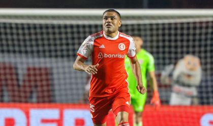Mercado sofre grave lesão e está fora da temporada do Internacional