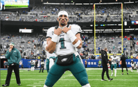 Astro da NFL, Jalen Hurts tem coágulos nos pulmões e deve perder temporada