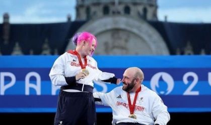 Paralimpíada: Britânica se torna primeira grávida medalhista de ouro