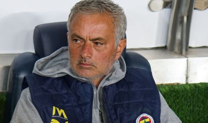 José Mourinho é absolvido em acusação de racismo na Turquia
