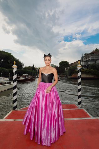 Juliana Paes no Festival de Veneza 2024 • Higor Blanco