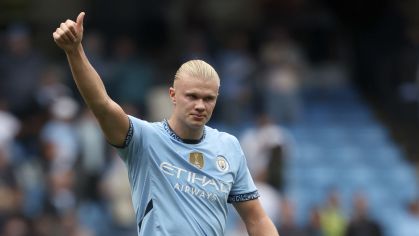 Erling Haaland foi o destaque da vitória do Manchester City sobre o Brentford
