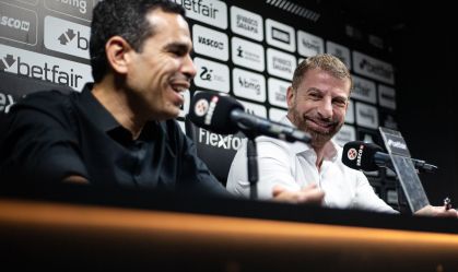 Marcelo Sant’Ana em coletiva no Vasco
