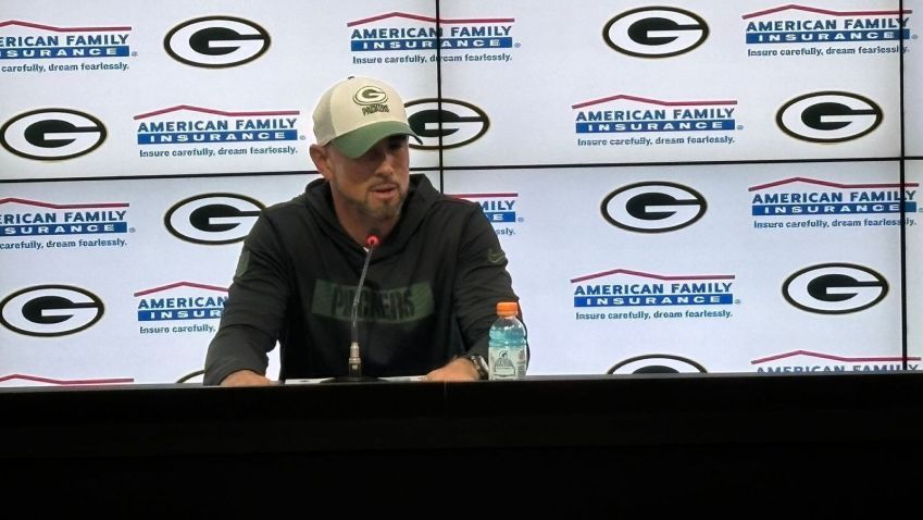 Matt LaFleur, técnico do Green Bay Packers, em entrevista coletiva no CT Joaquim Grava • Jairo Nascimento