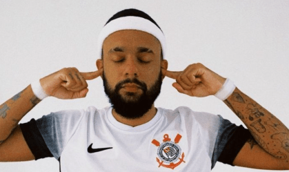 Sósia, “Memphis da Fiel” é carioca e quer conhecer novo atacante do Corinthians