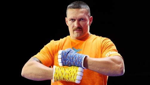 Ucraniano Oleksandr Usyk é campeão de boxe dos pesos pesados; lutador foi detido na polônia
