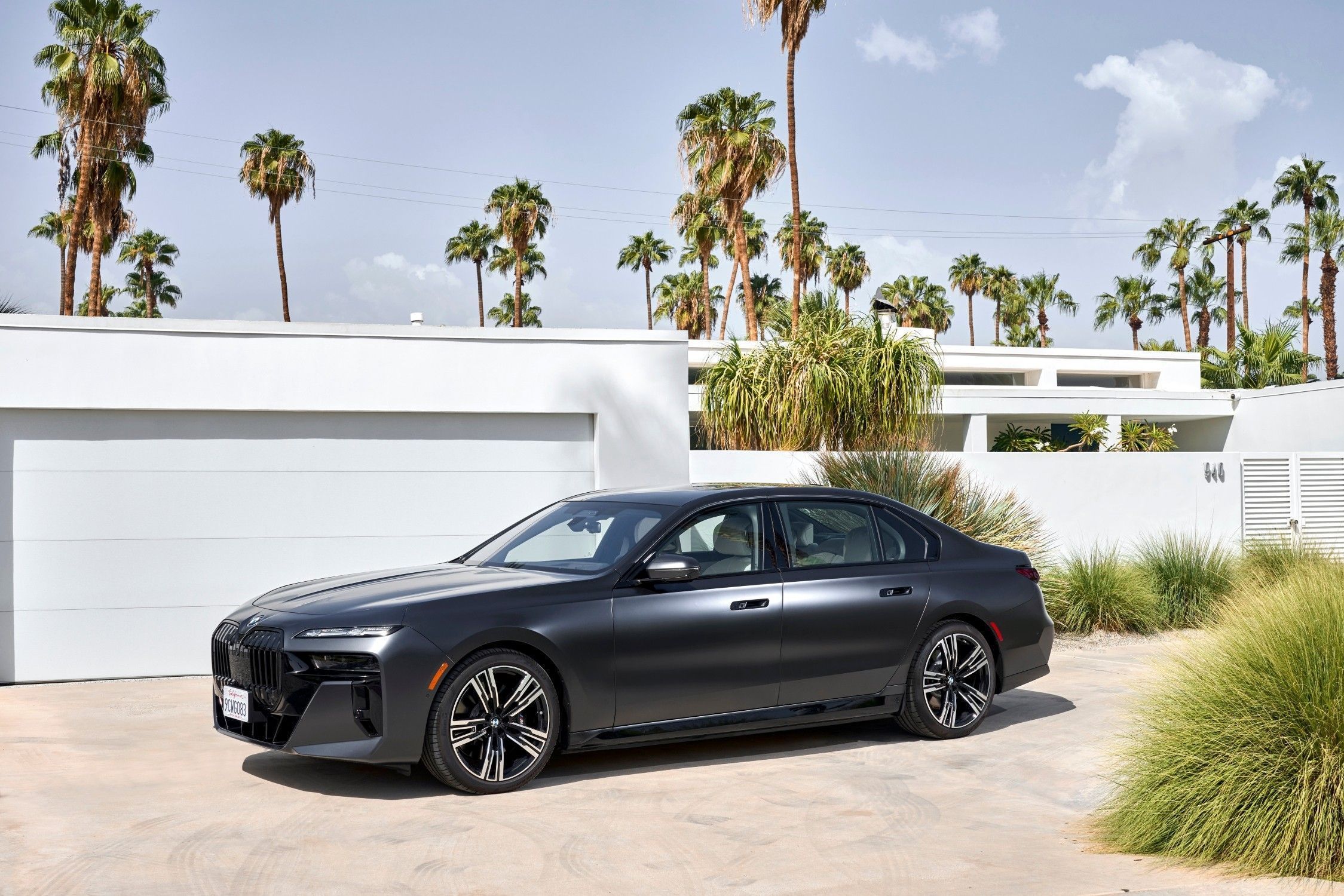 O design do BMW i7 divide opiniões • BMW/Divulgação