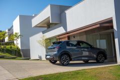 Peugeot 208 GT 2025: nova versão chega ao Brasil
