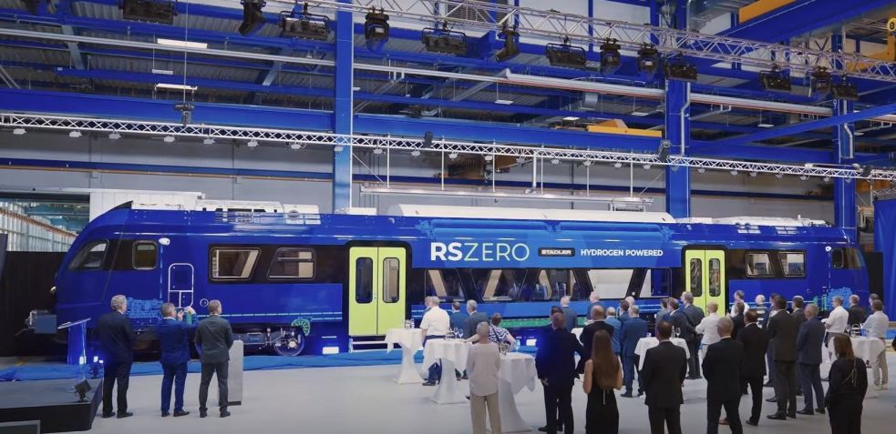 Trem RS Zero, apresentado em Berlim. • Crédito: Stadler Rail