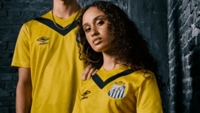 Uniforme 3 Santos
