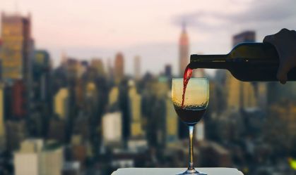 Uma taça de vinho pode fazer bem ao coração, diz estudo; especialistas discordam