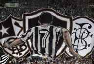 Botafogo bate meta de Textor e chega a 70 mil sócios