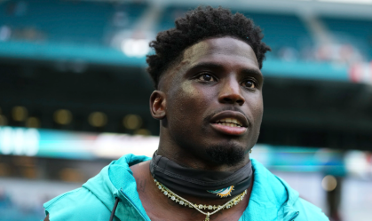 Astro da NFL é preso horas antes de jogo da nova temporada