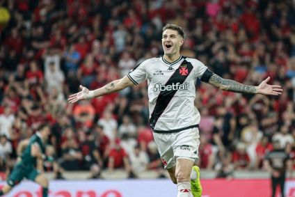 Vegetti vive seca de gols