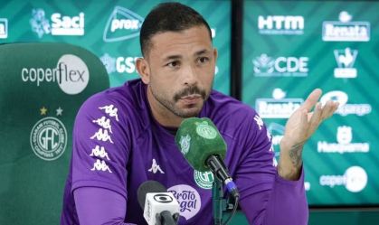 Vladimir goleiro Guarani emprestado pelo Santos