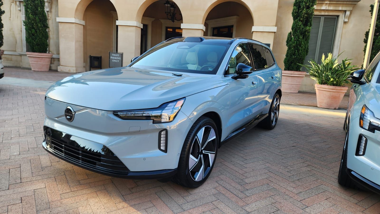 Volvo EX90 Ultra: SUV elétrico chega no começo de 2025 ao Brasil • Thiago Ventura/CNN Brasil