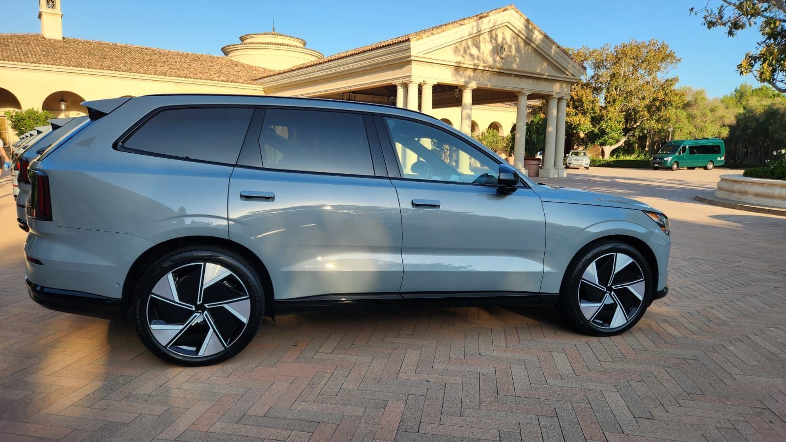Volvo EX90 Ultra: SUV elétrico chega no começo de 2025 ao Brasil • Thiago Ventura/CNN Brasil