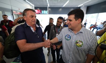 Cortados do horário eleitoral em BH, Lula e Bolsonaro cumprem agenda em MG