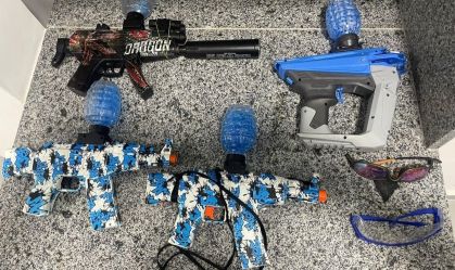 Homem é atingido no olho por bola de gel e 18 são detidos após confusão