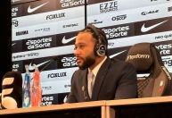 Cachorros, música e estrogonofe: Depay conta como será vida no Brasil