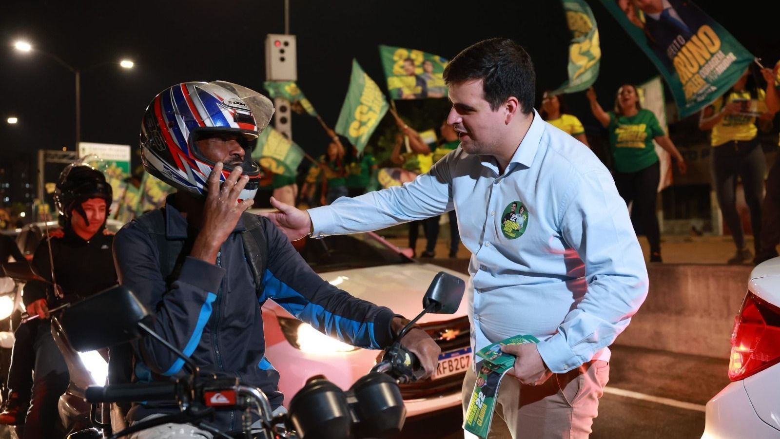 Bruno Engler fez adesivaço em Belo Horizonte nesta segunda (16) • Divulgação