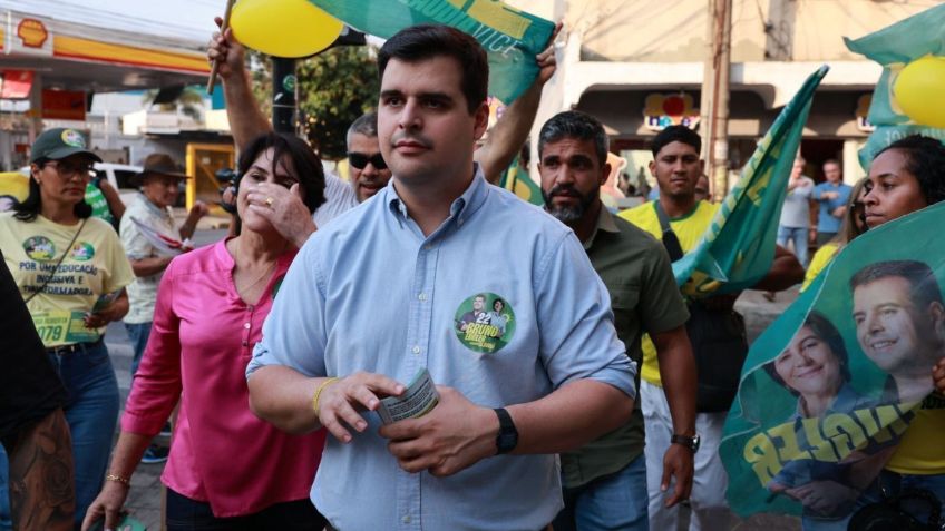 Engler caminhou pelas ruas do bairro Floresta, na região leste de Belo Horizonte, nesta quarta (18) • Divulgação