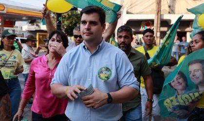 Bruno Engler (PL) em caminhada pelas ruas do bairro Floresta, na região leste de Belo Horizonte nesta quarta (18)