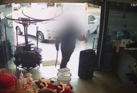 Homem mata companheira e ex com golpes de espada em Goiás