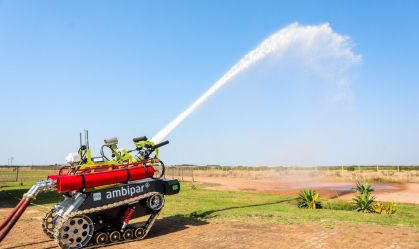 Robô brasileiro substitui até 10 brigadistas no combate a incêndios
