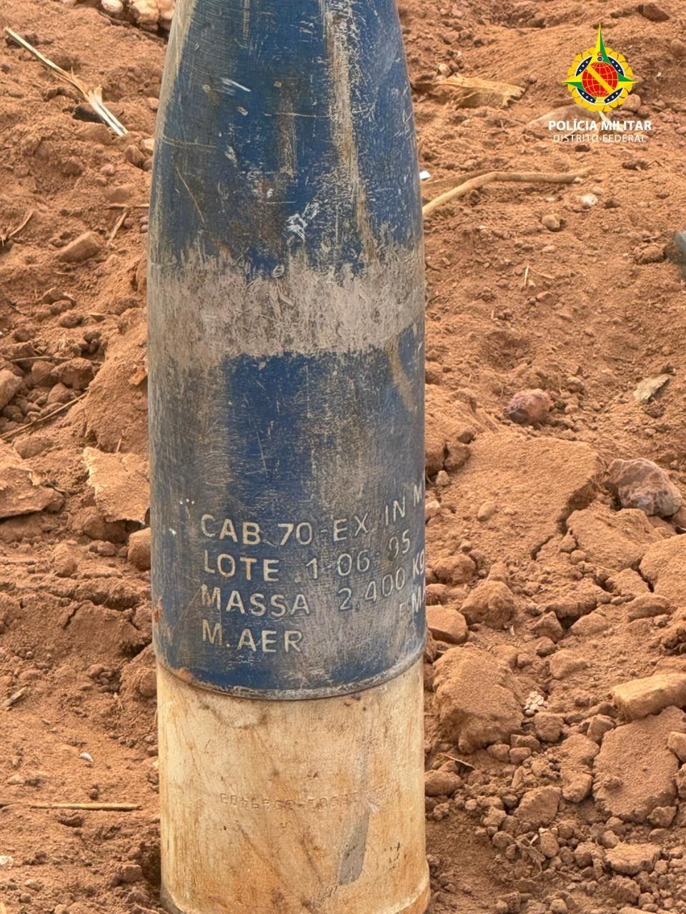 Morteiro é encontrado em aterro sanitário de Brasília • PMDF
