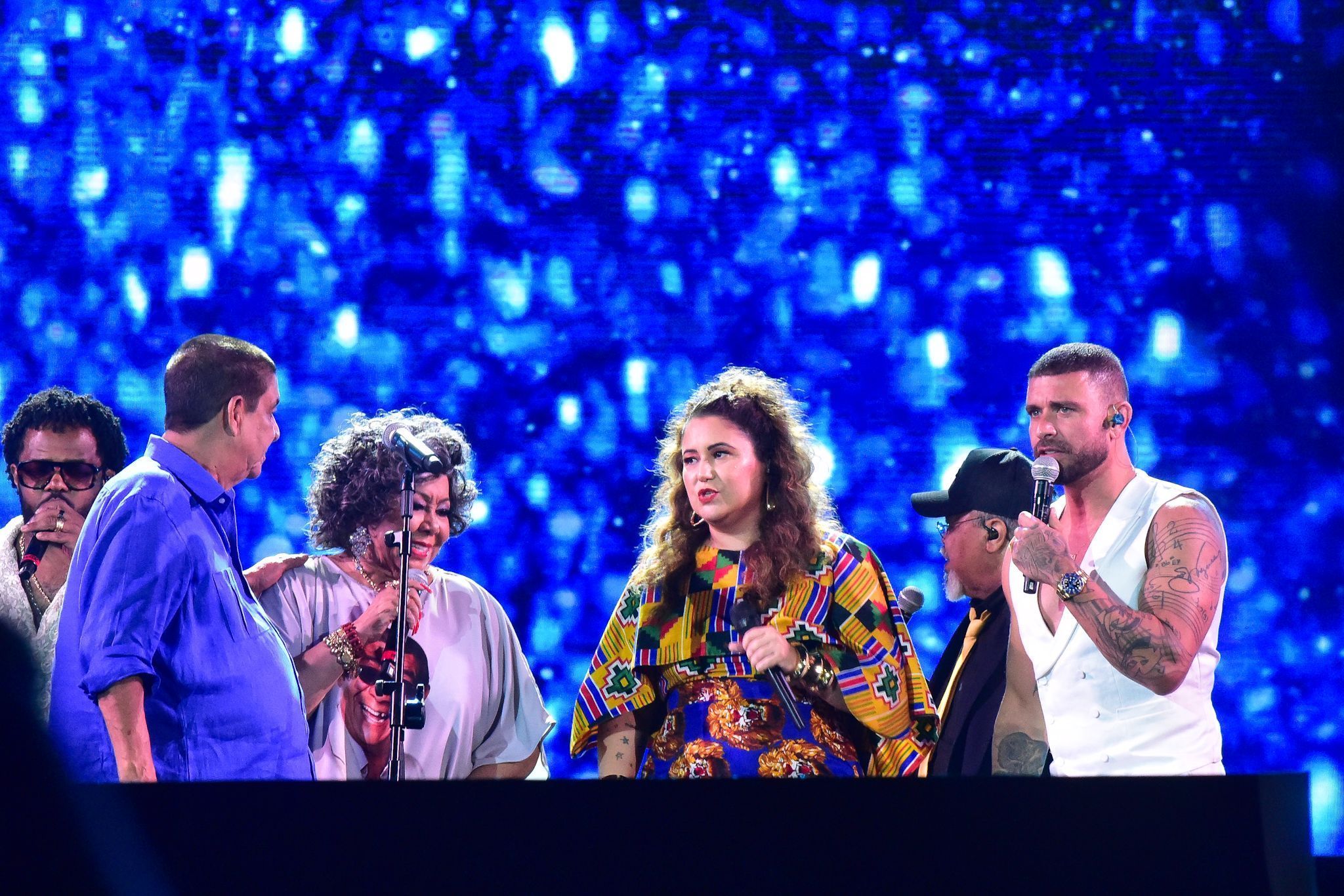 Zeca Pagodinho, Alcione, Diogo Nogueira, Jorge Aragão, Maria Rita e Xande de Pilares cantaram juntos no palco Sunset do Rock in Rio • Natália Rampinelli/ Agnews