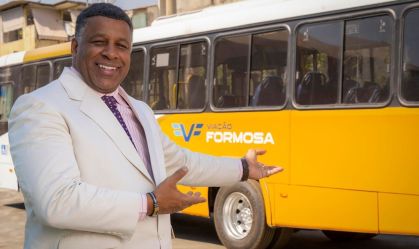 Ailton Graça vive Edson em "Volta Por Cima"