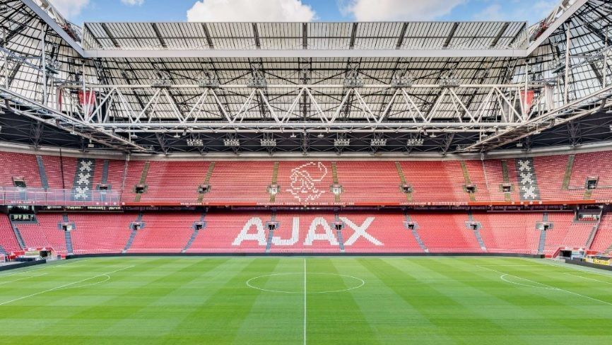 Johan Cruijff Arena, em Amsterdã, é a casa do Ajax